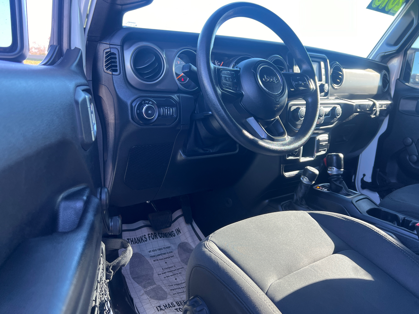 2018 Jeep Wrangler Unlimited Sport 16