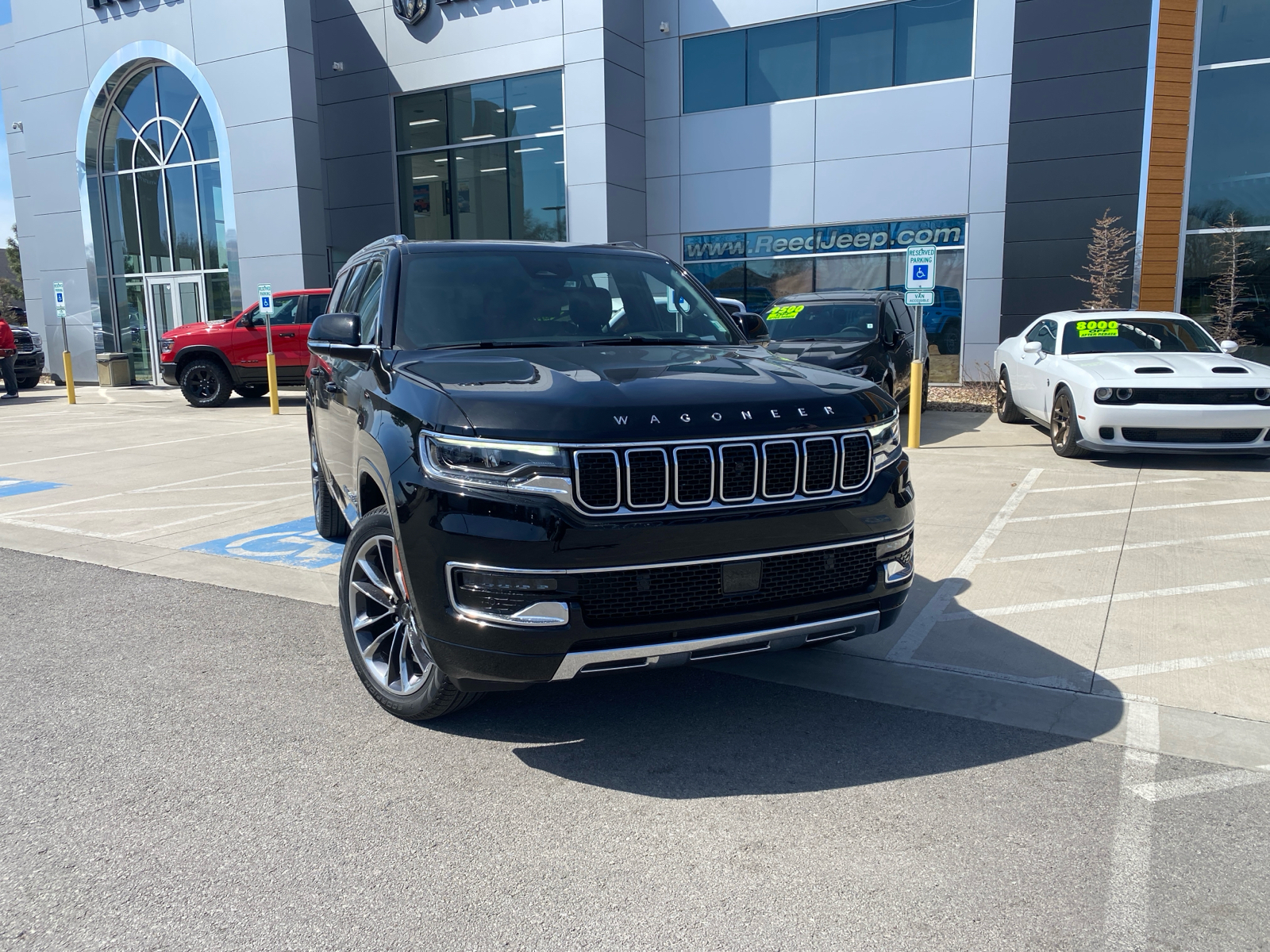 2024 Jeep Wagoneer L Series III 2