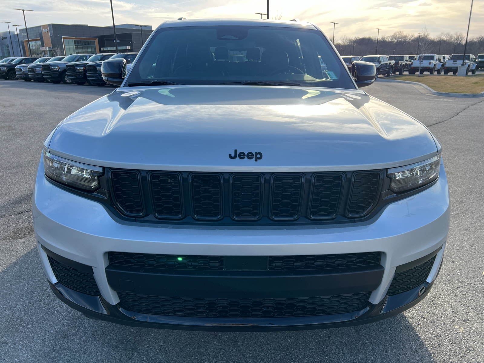 2024 Jeep Grand Cherokee L Altitude 3