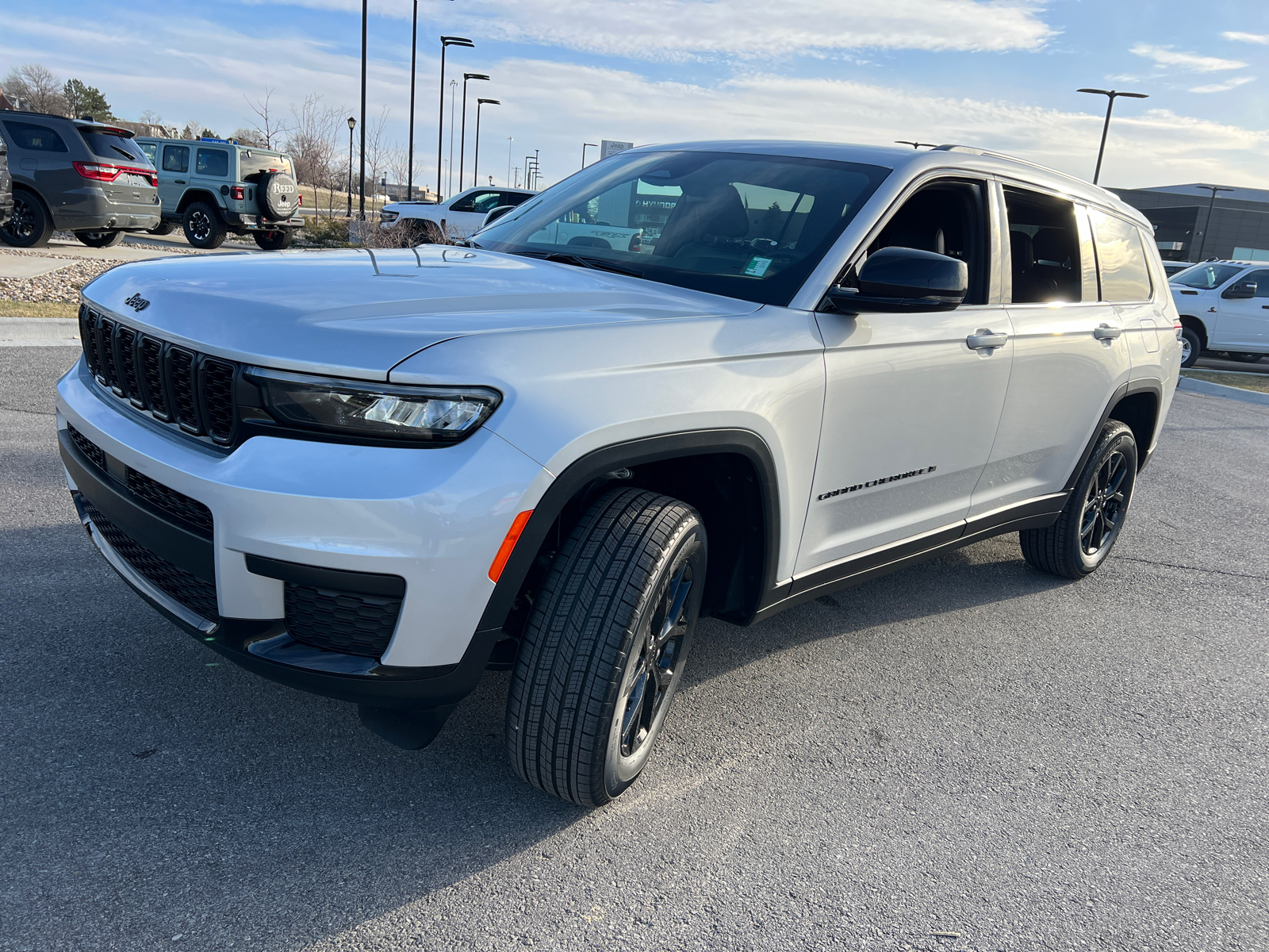 2024 Jeep Grand Cherokee L Altitude 4