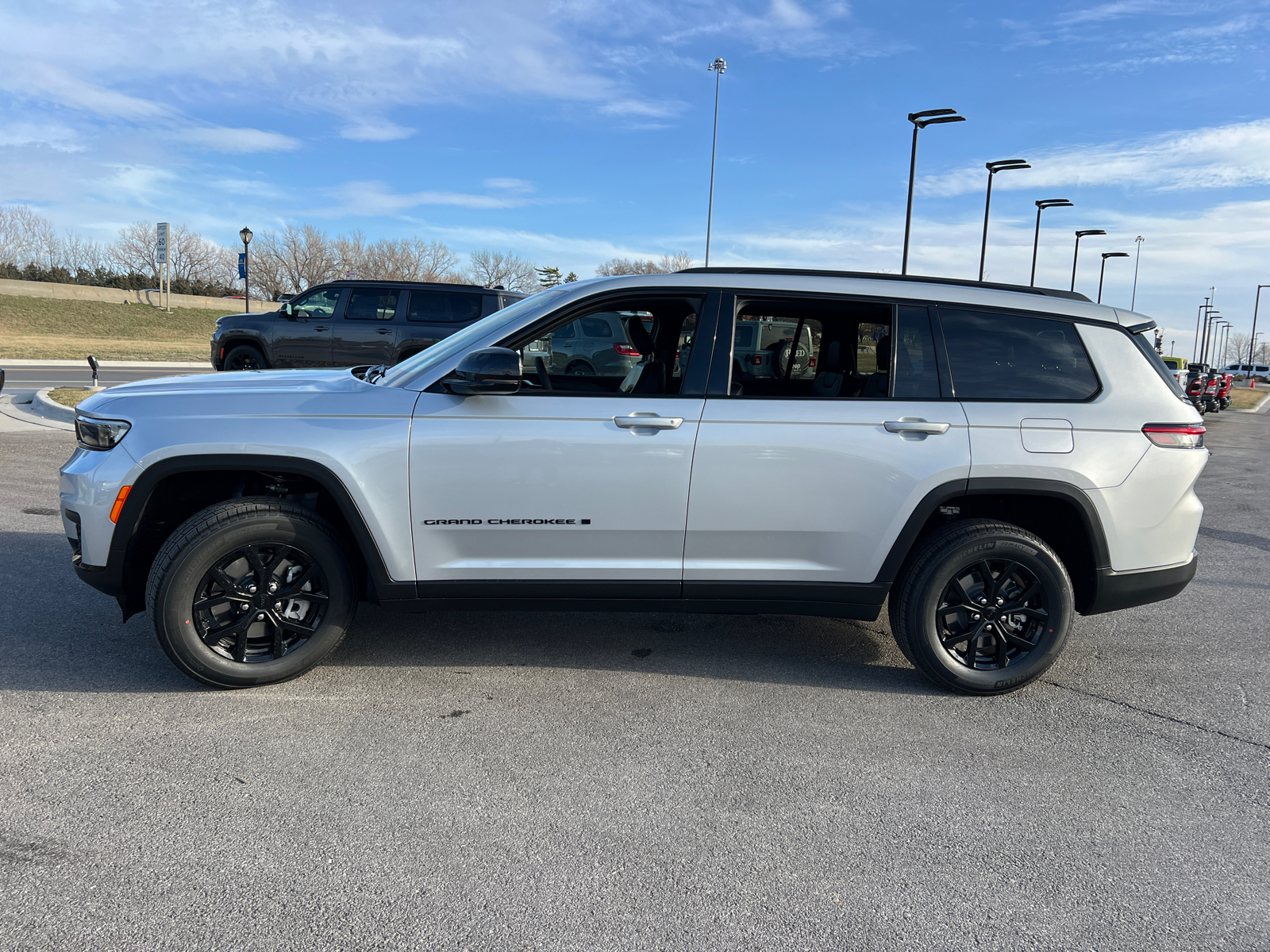 2024 Jeep Grand Cherokee L Altitude 5