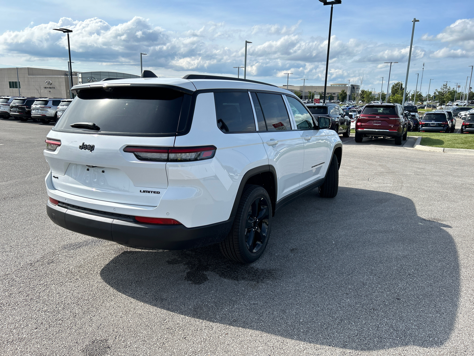 2024 Jeep Grand Cherokee L Limited 9