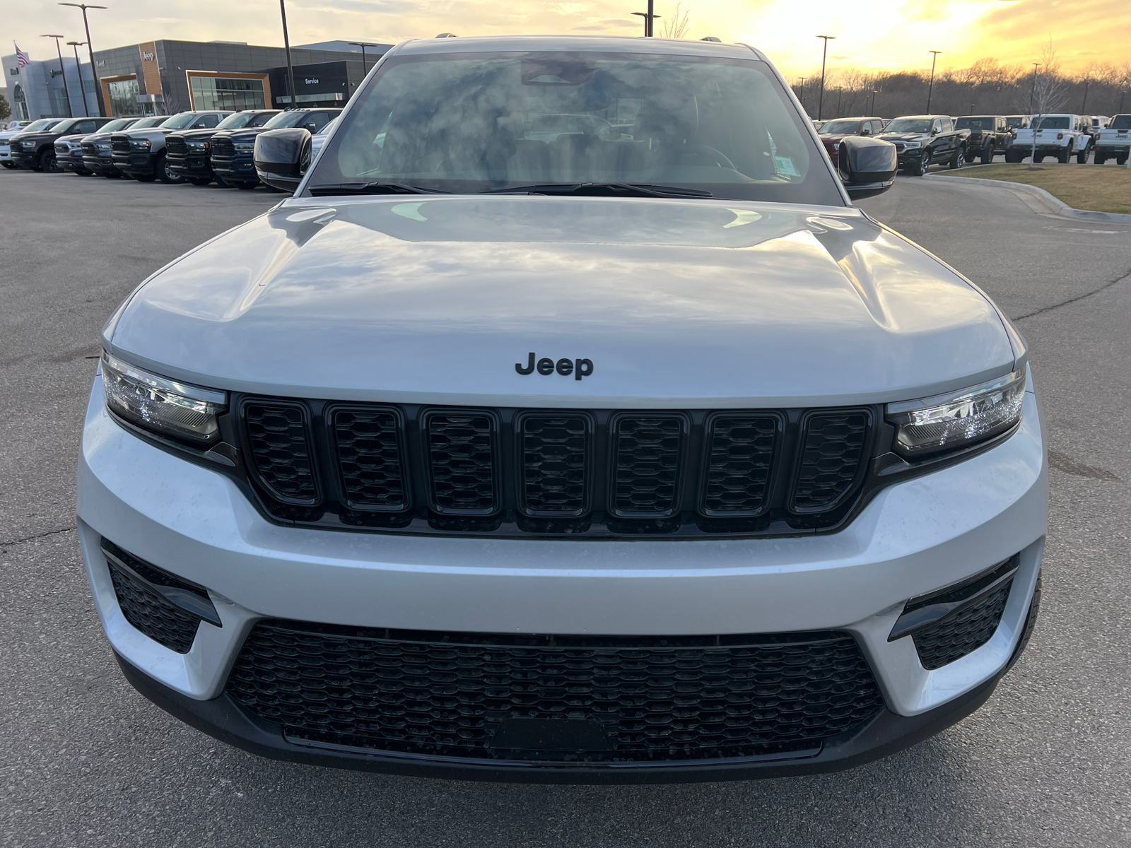 2024 Jeep Grand Cherokee Limited 3