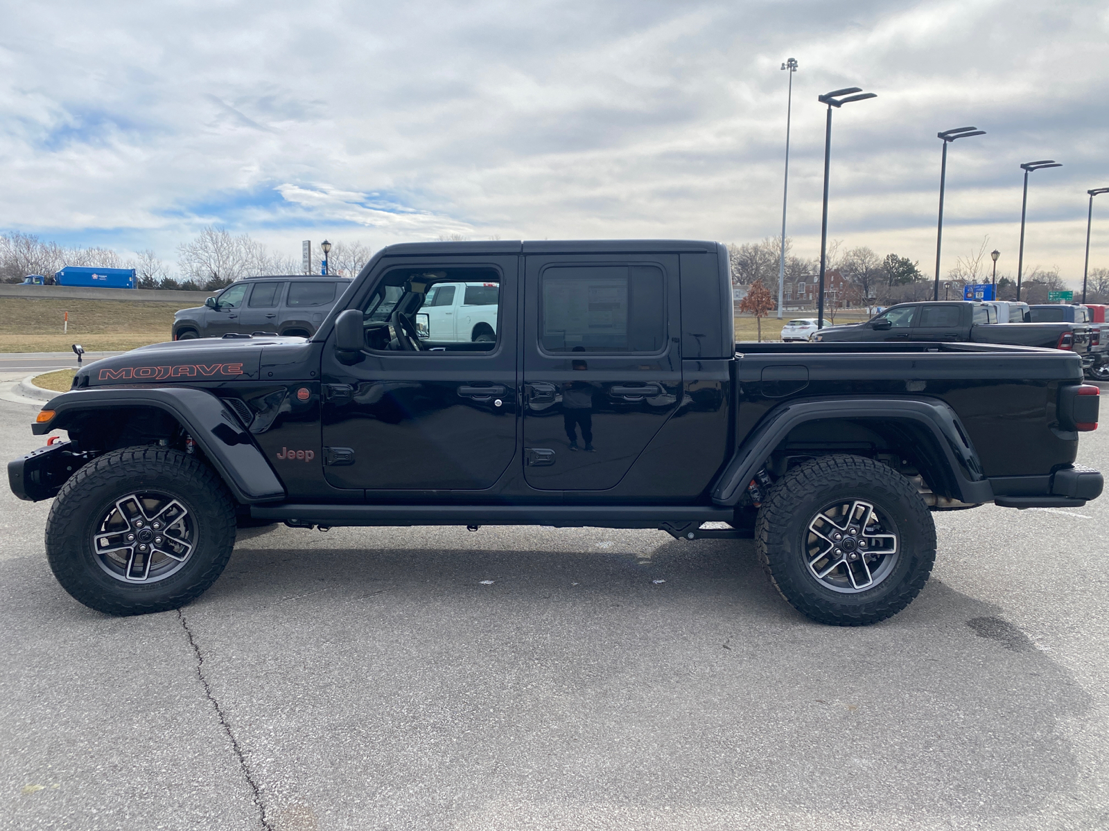 2024 Jeep Gladiator Mojave X 4x4 5