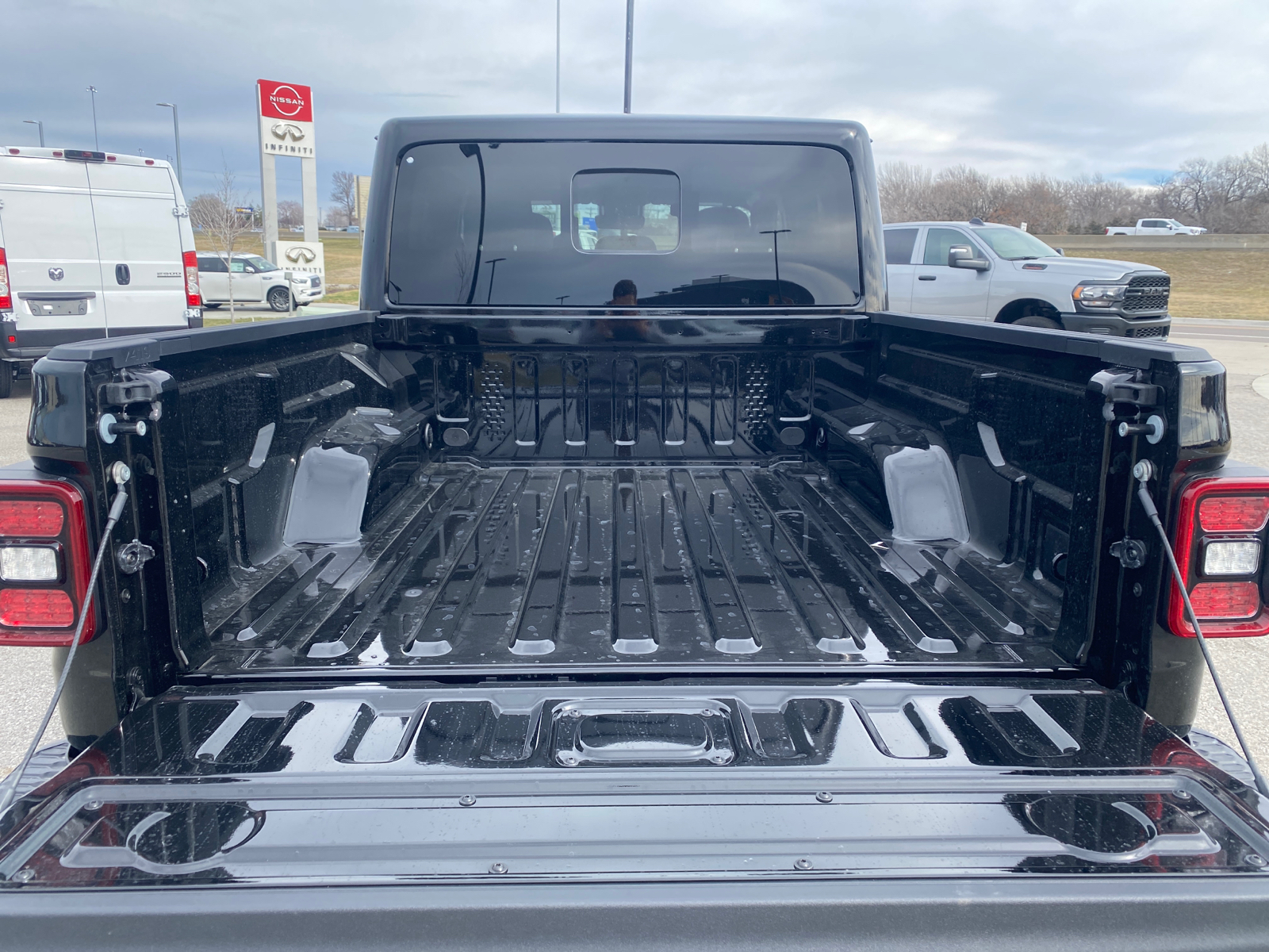 2024 Jeep Gladiator Mojave X 4x4 10