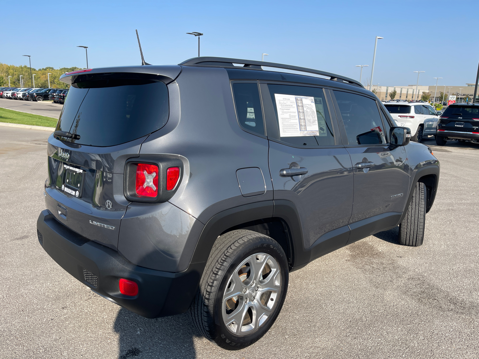 2023 Jeep Renegade Limited 10