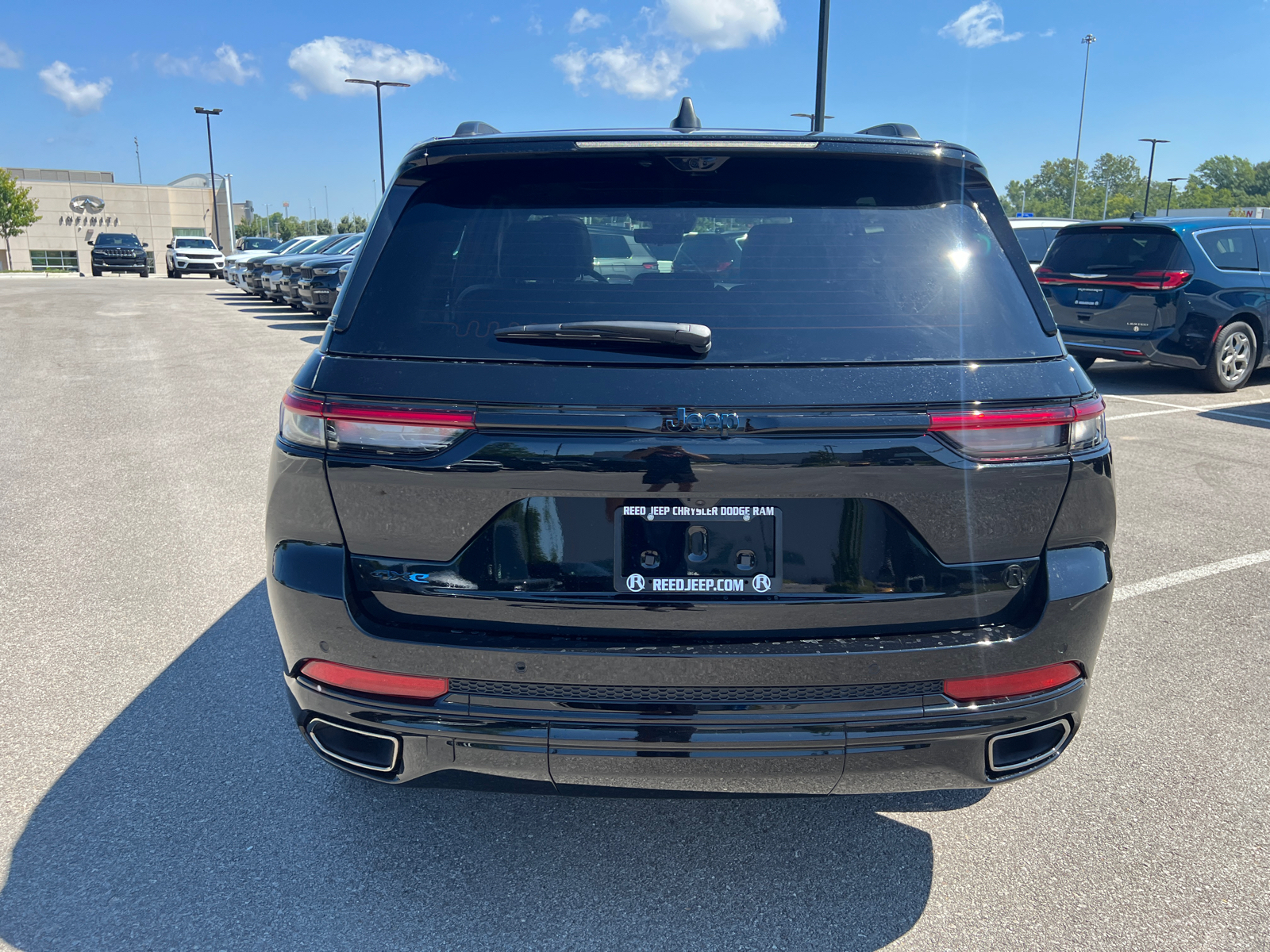 2024 Jeep Grand Cherokee 4xe Anniversary Edition 8