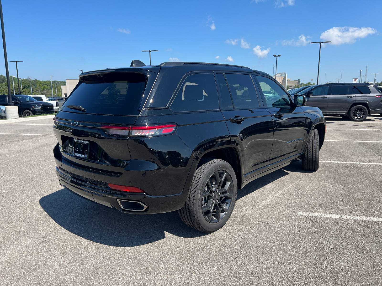 2024 Jeep Grand Cherokee 4xe Anniversary Edition 9