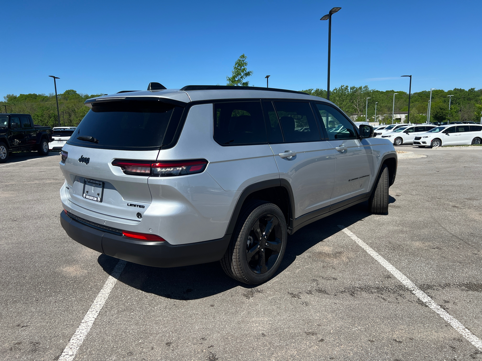 2024 Jeep Grand Cherokee L Limited 9