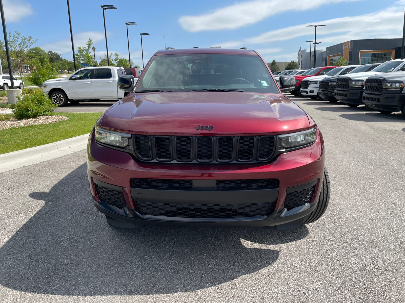 2024 Jeep Grand Cherokee L Limited 3