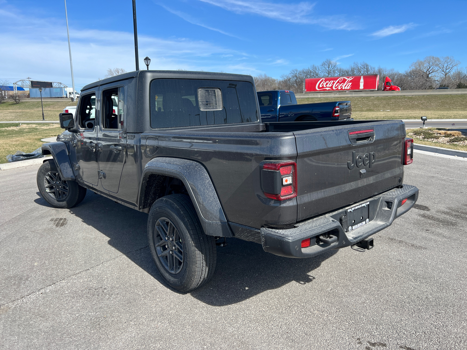 2024 Jeep Gladiator Sport S 4x4 7