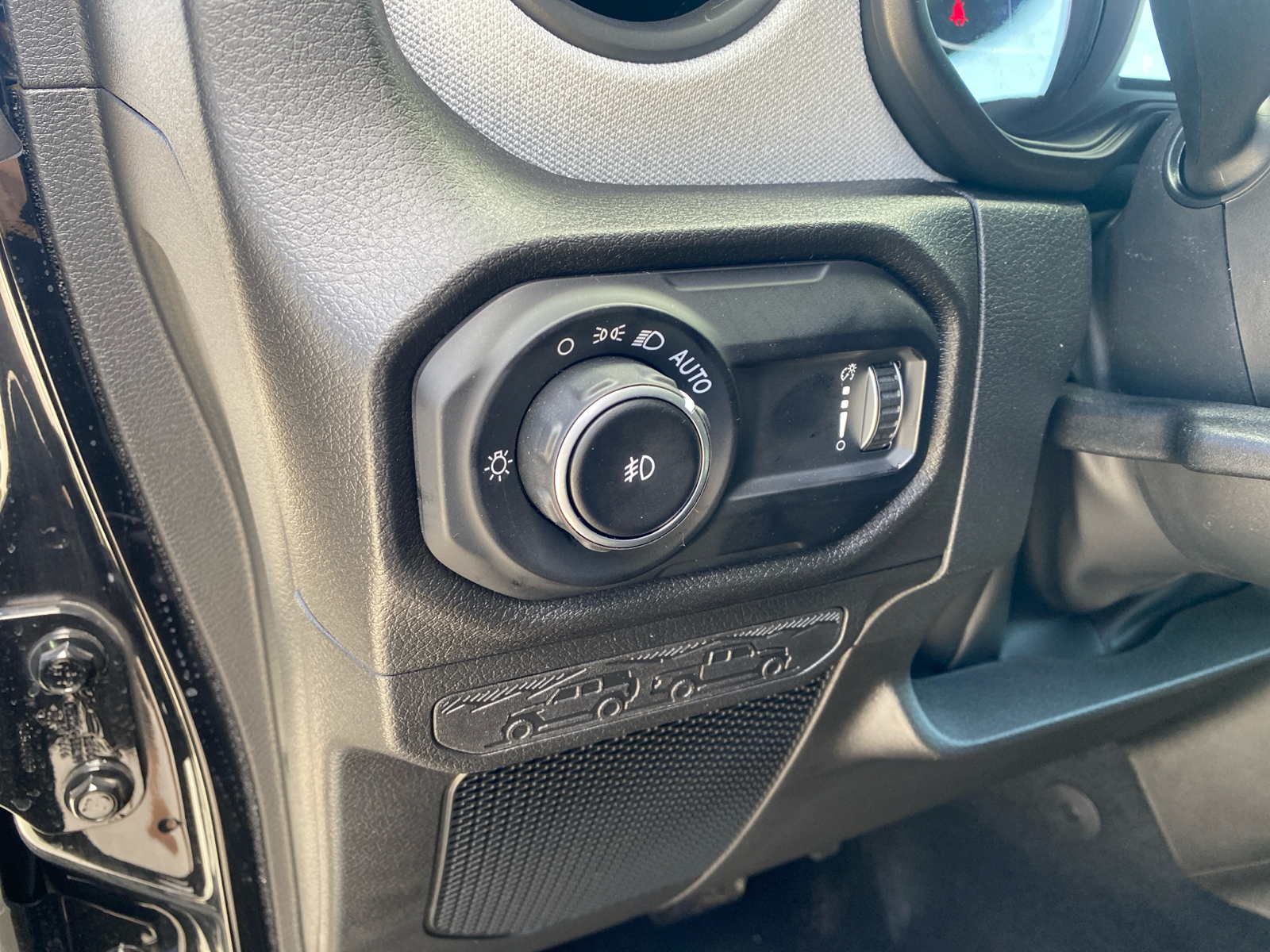 2024 Jeep Wrangler Sport S 18