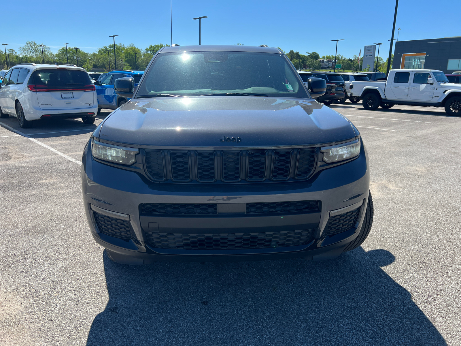 2024 Jeep Grand Cherokee L Limited 3