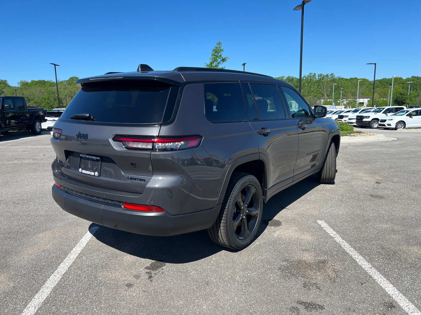 2024 Jeep Grand Cherokee L Limited 9