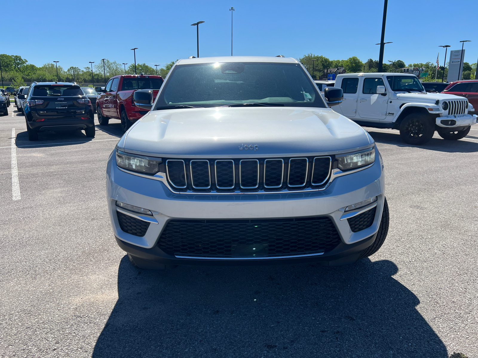 2024 Jeep Grand Cherokee Limited 3