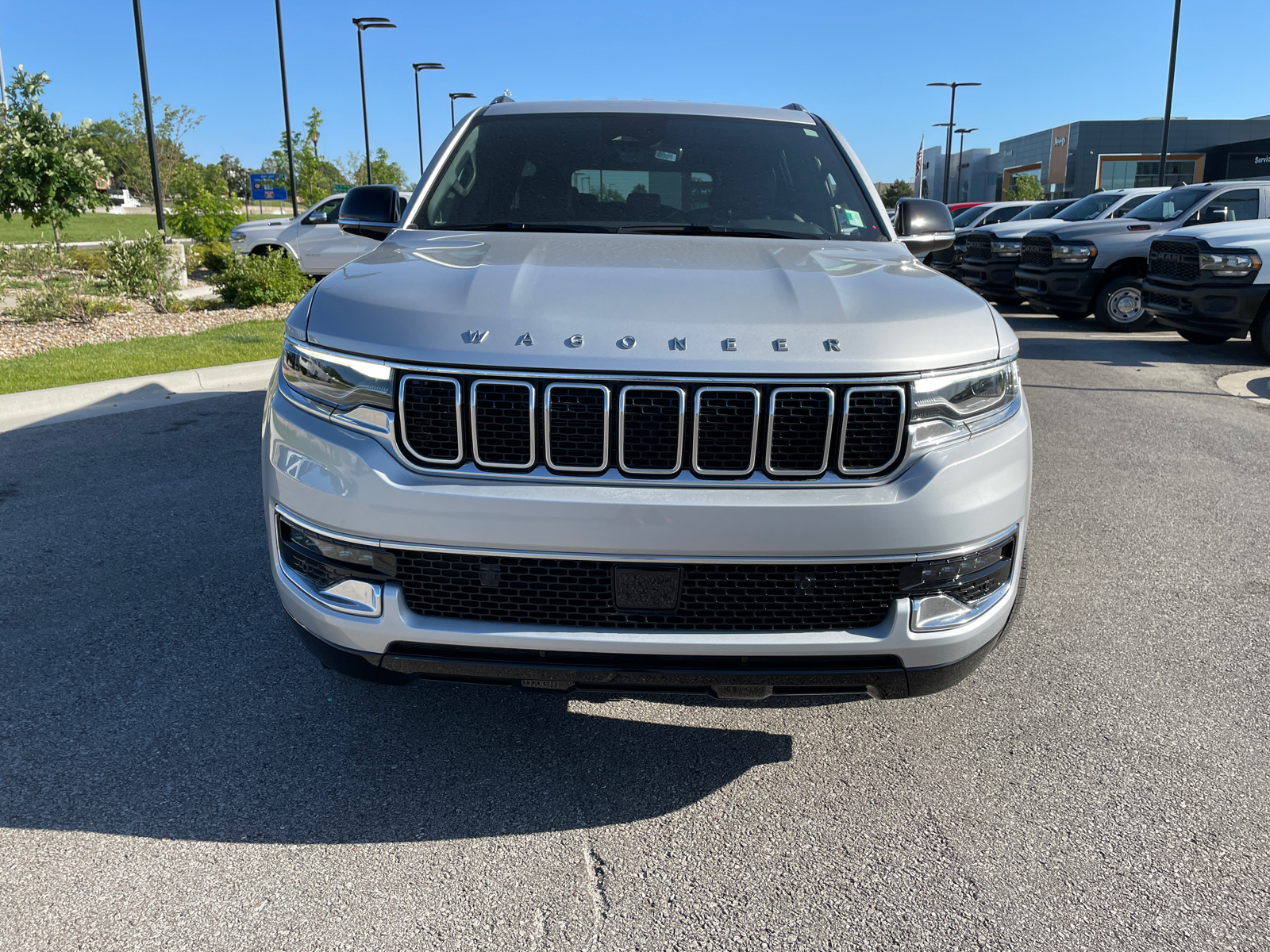 2024 Jeep Wagoneer L  3