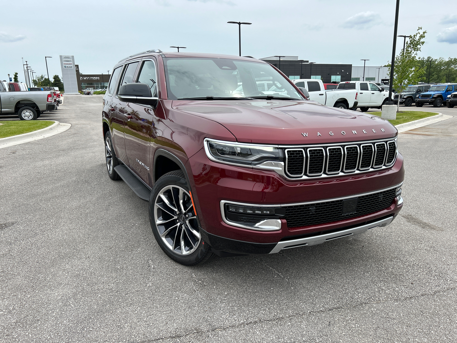 2024 Jeep Wagoneer Series II 2