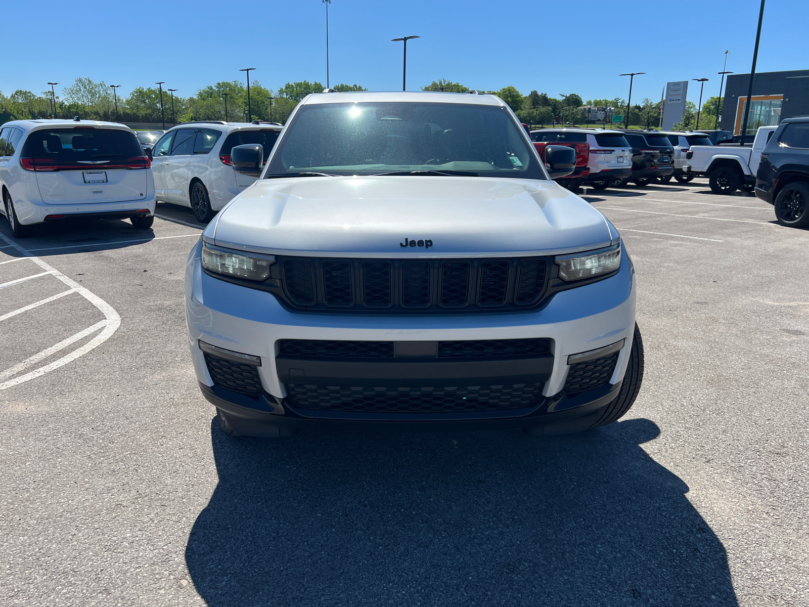 2024 Jeep Grand Cherokee L Limited 3