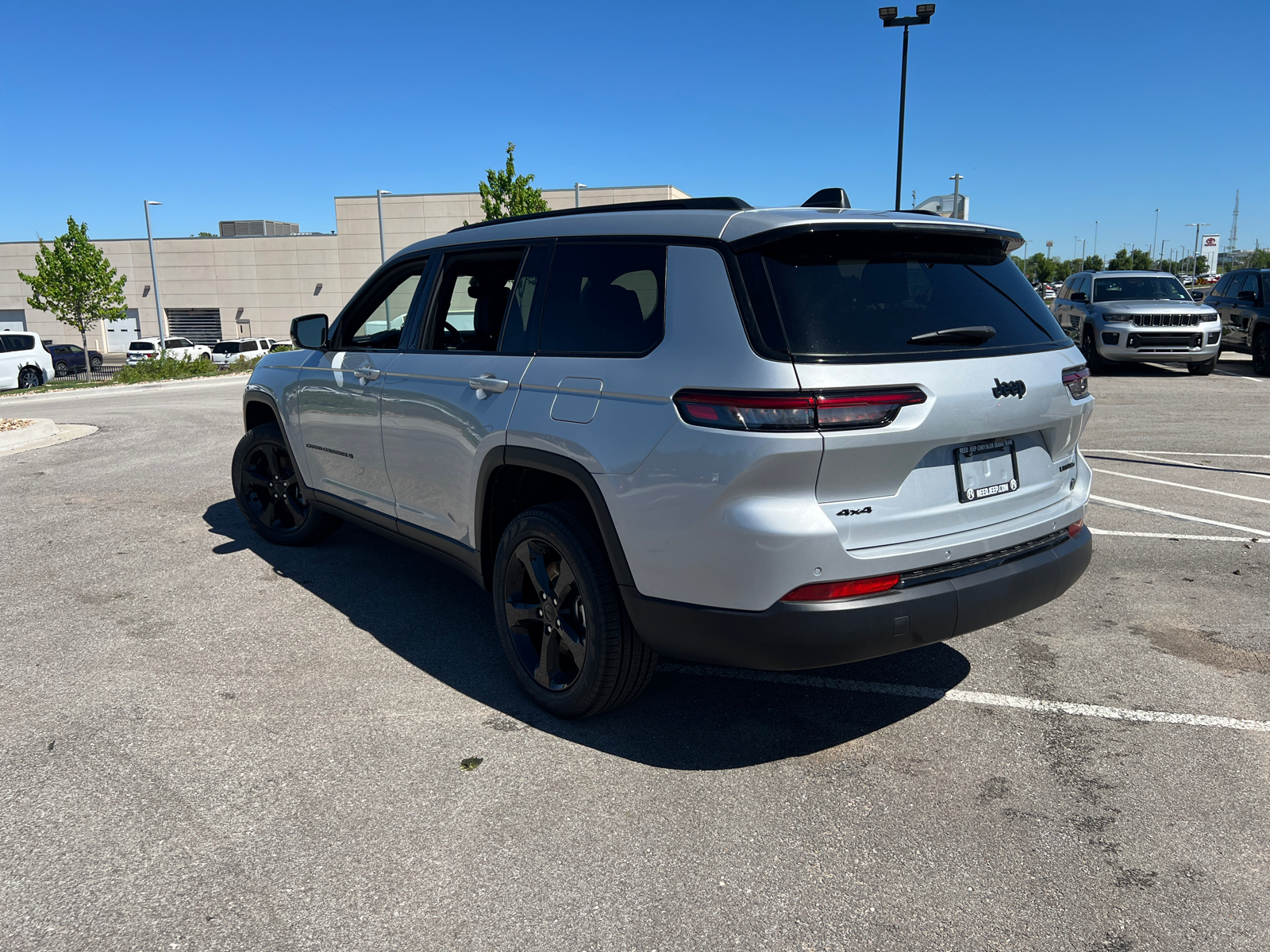 2024 Jeep Grand Cherokee L Limited 7