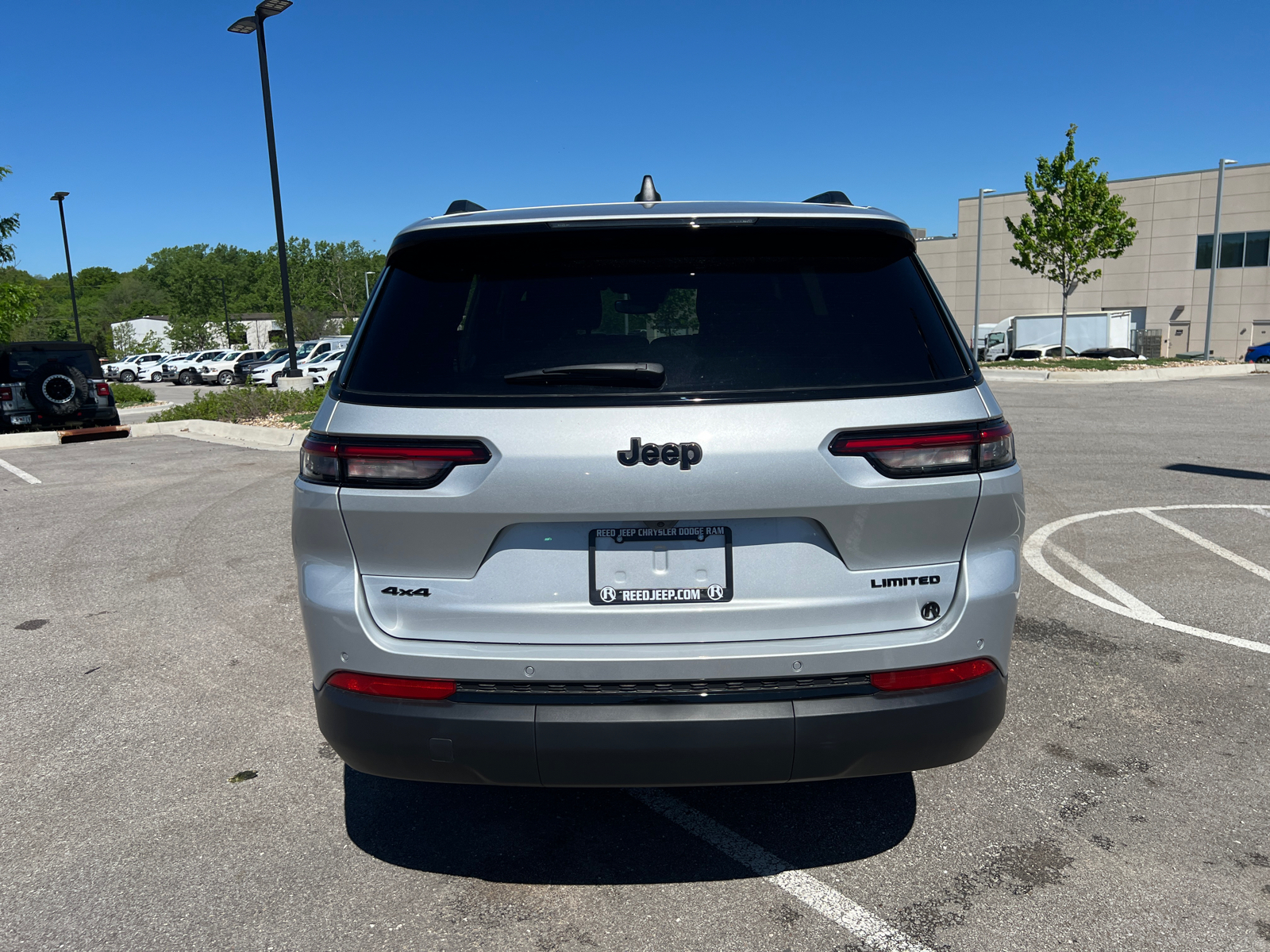 2024 Jeep Grand Cherokee L Limited 8