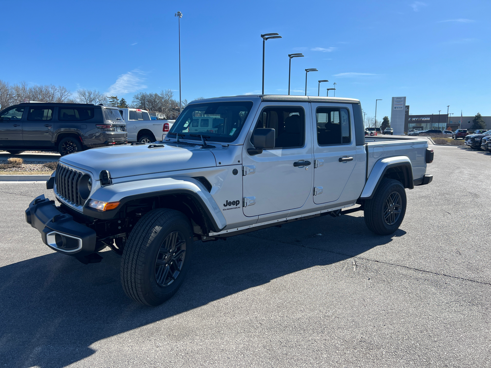 2024 Jeep Gladiator Sport S 4x4 4