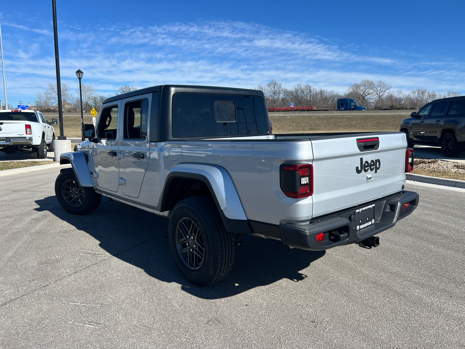 2024 Jeep Gladiator Sport S 4x4 7