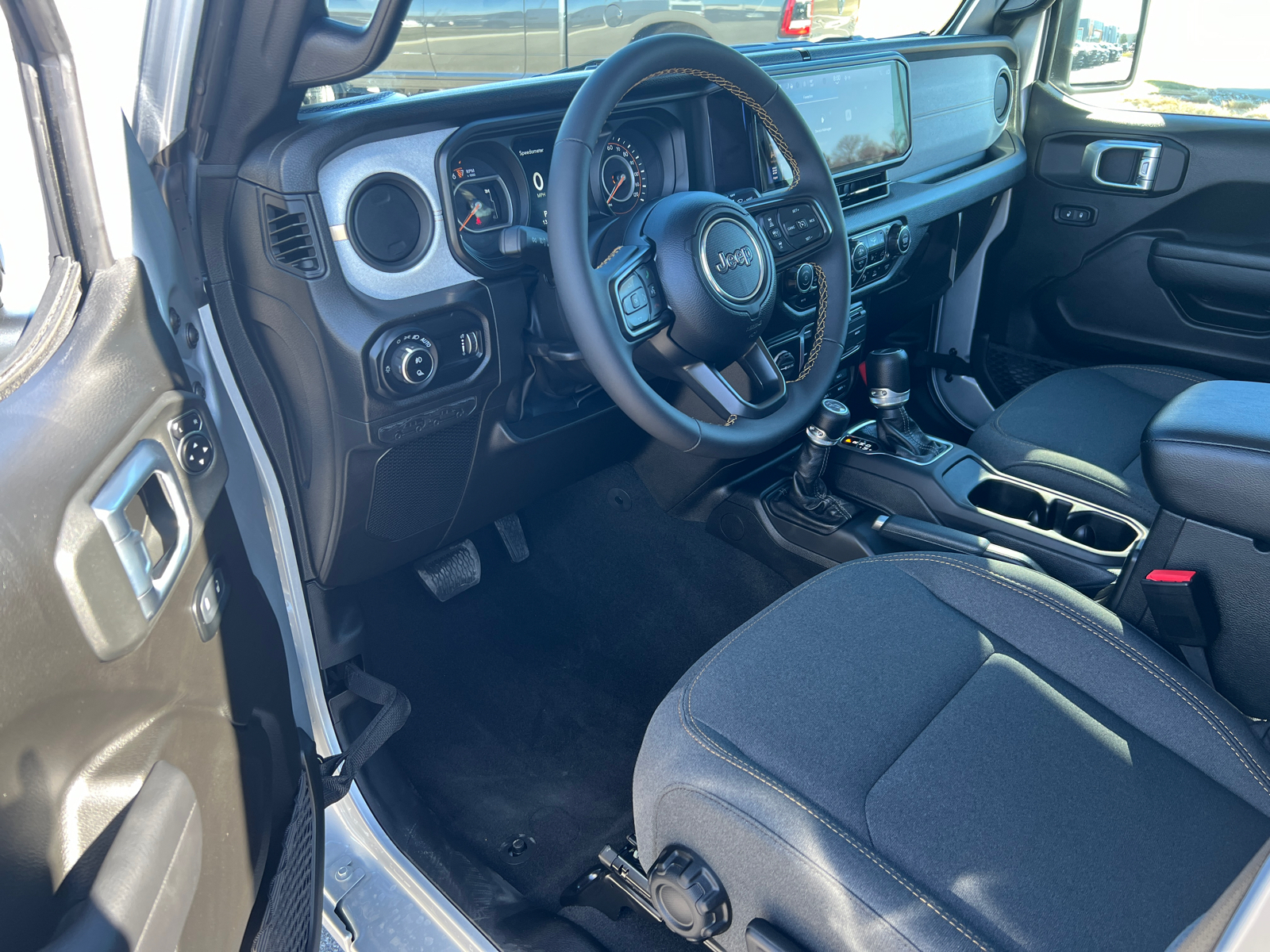 2024 Jeep Gladiator Sport S 4x4 17