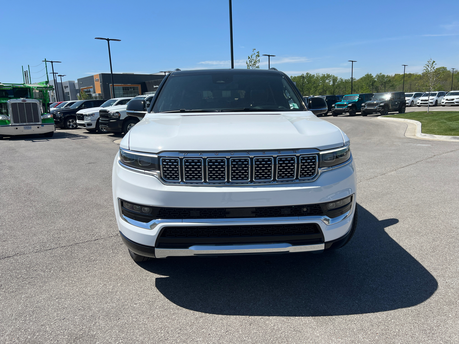 2024 Jeep Grand Wagoneer Series III 3