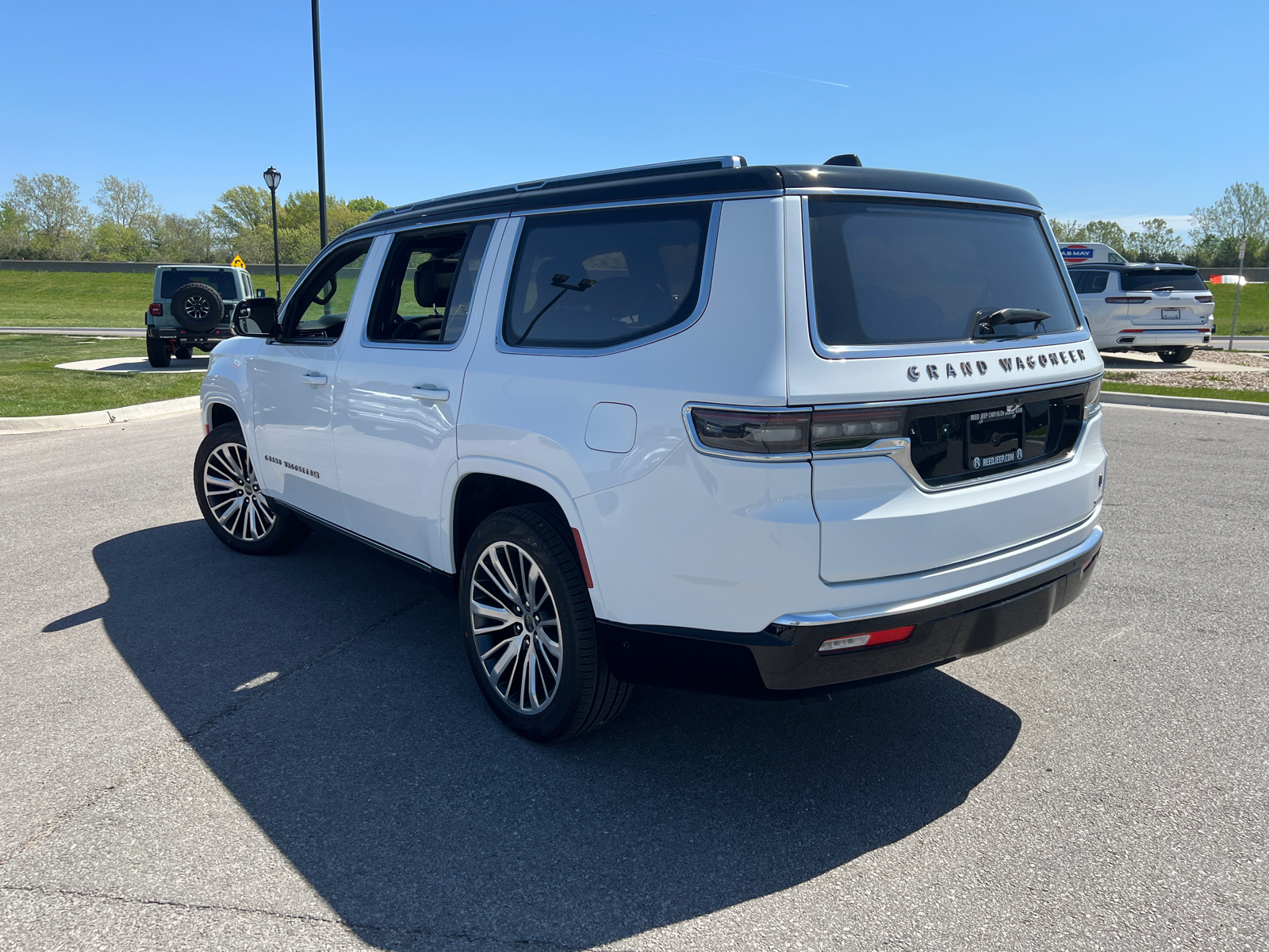 2024 Jeep Grand Wagoneer Series III 7