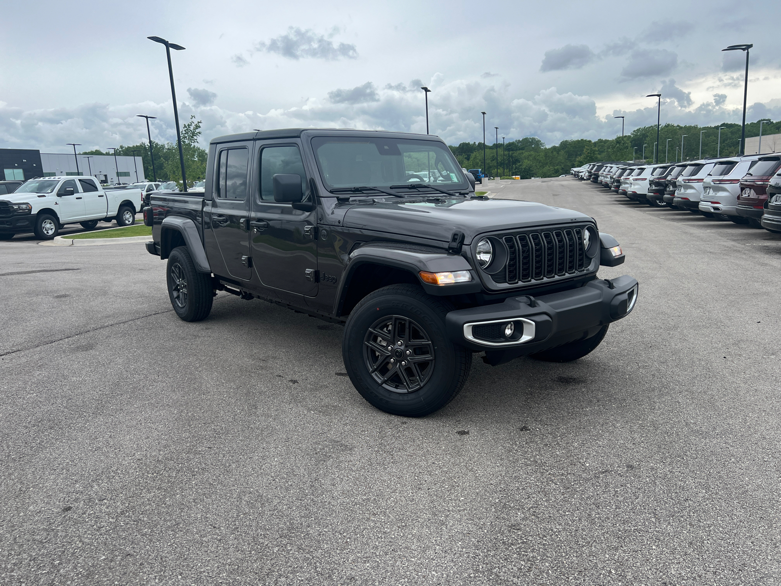 2024 Jeep Gladiator Sport S 4x4 1