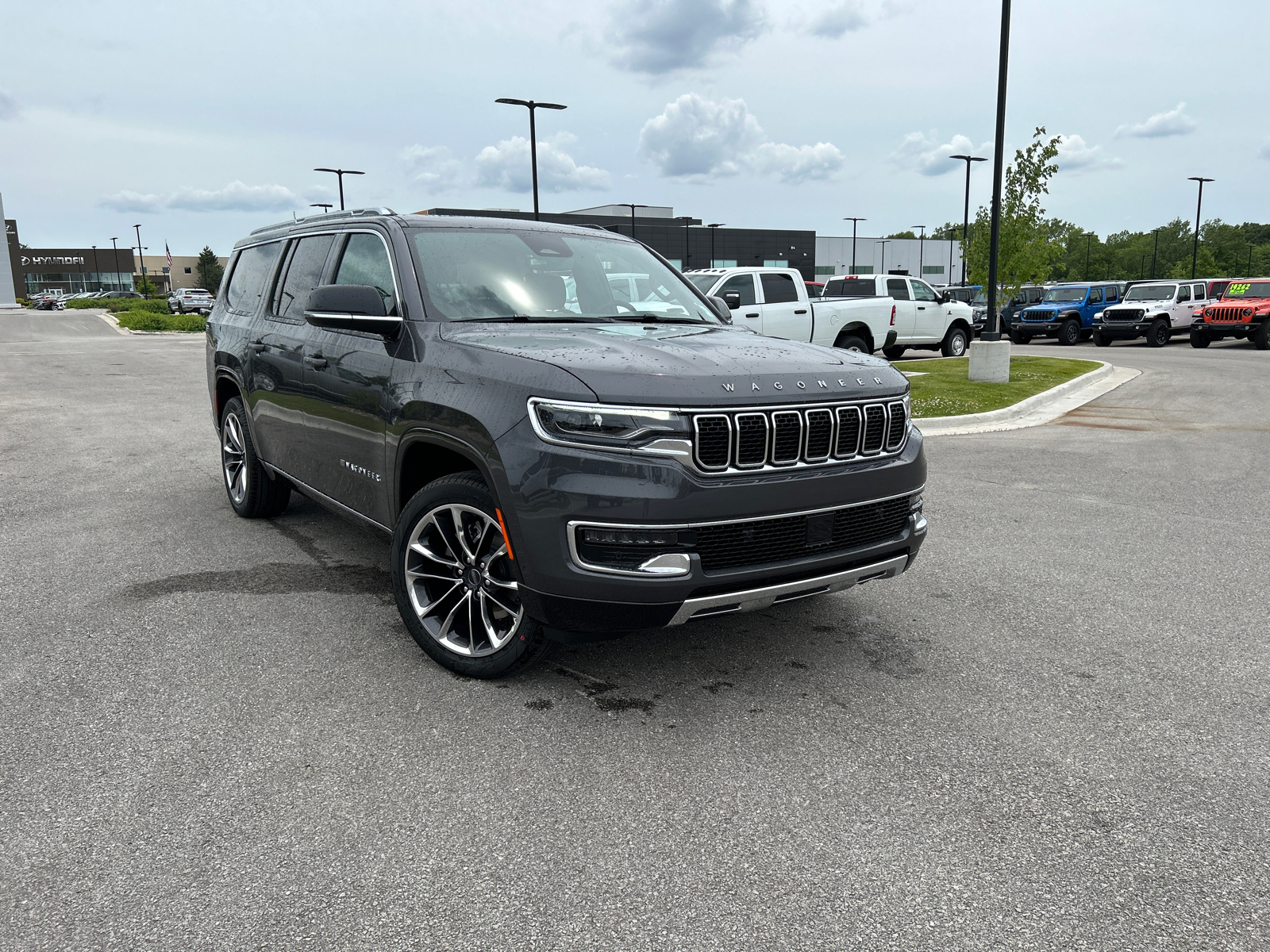 2024 Jeep Wagoneer L Series III 2