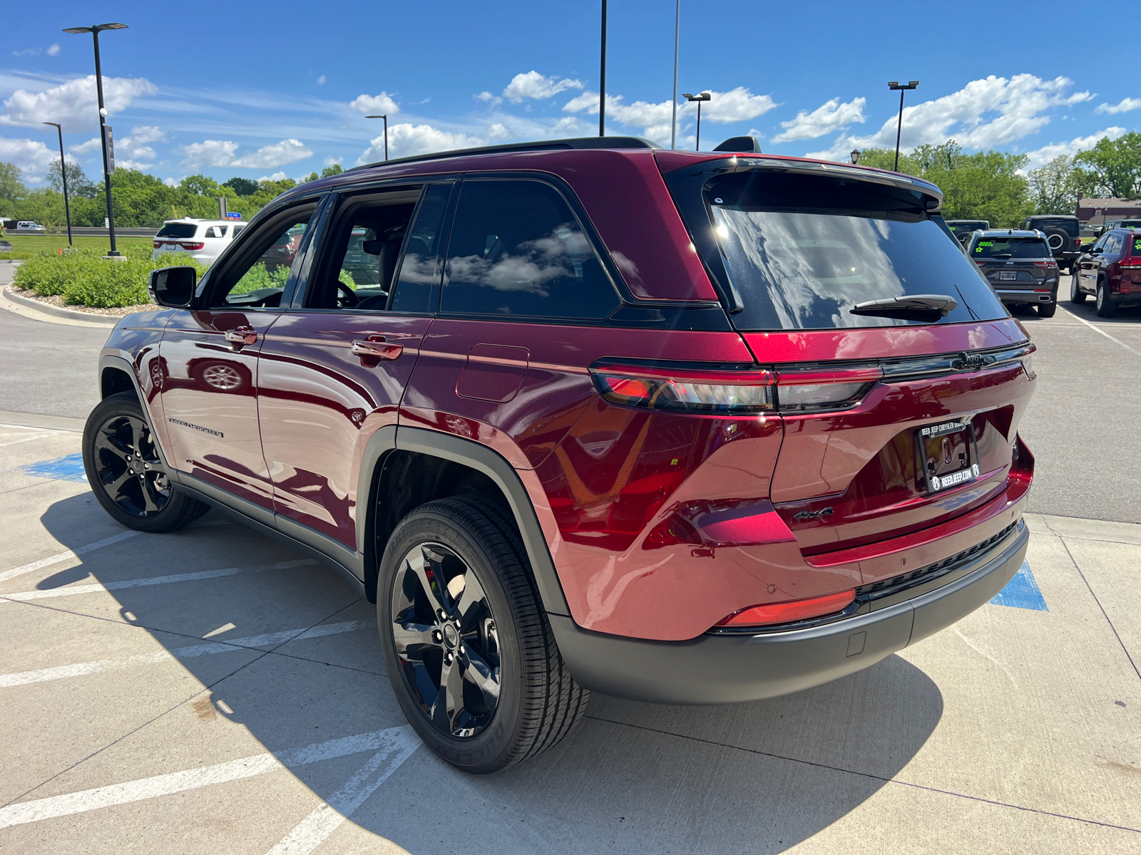 2024 Jeep Grand Cherokee Altitude X 7