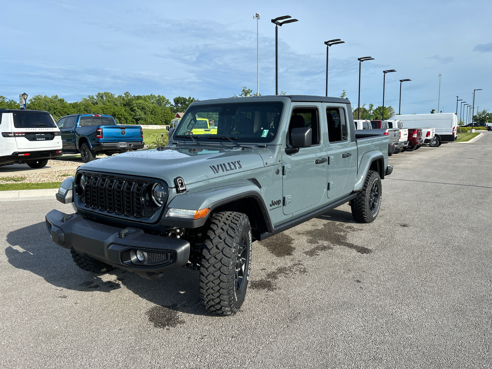 2024 Jeep Gladiator Willys 4x4 4