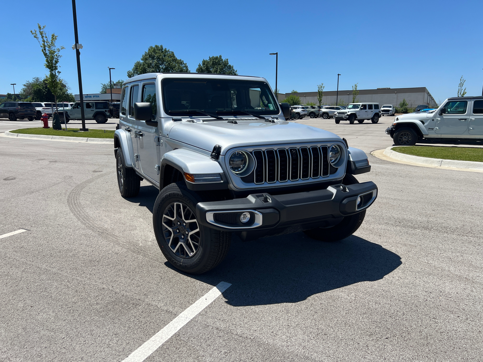 2024 Jeep Wrangler Sahara 2