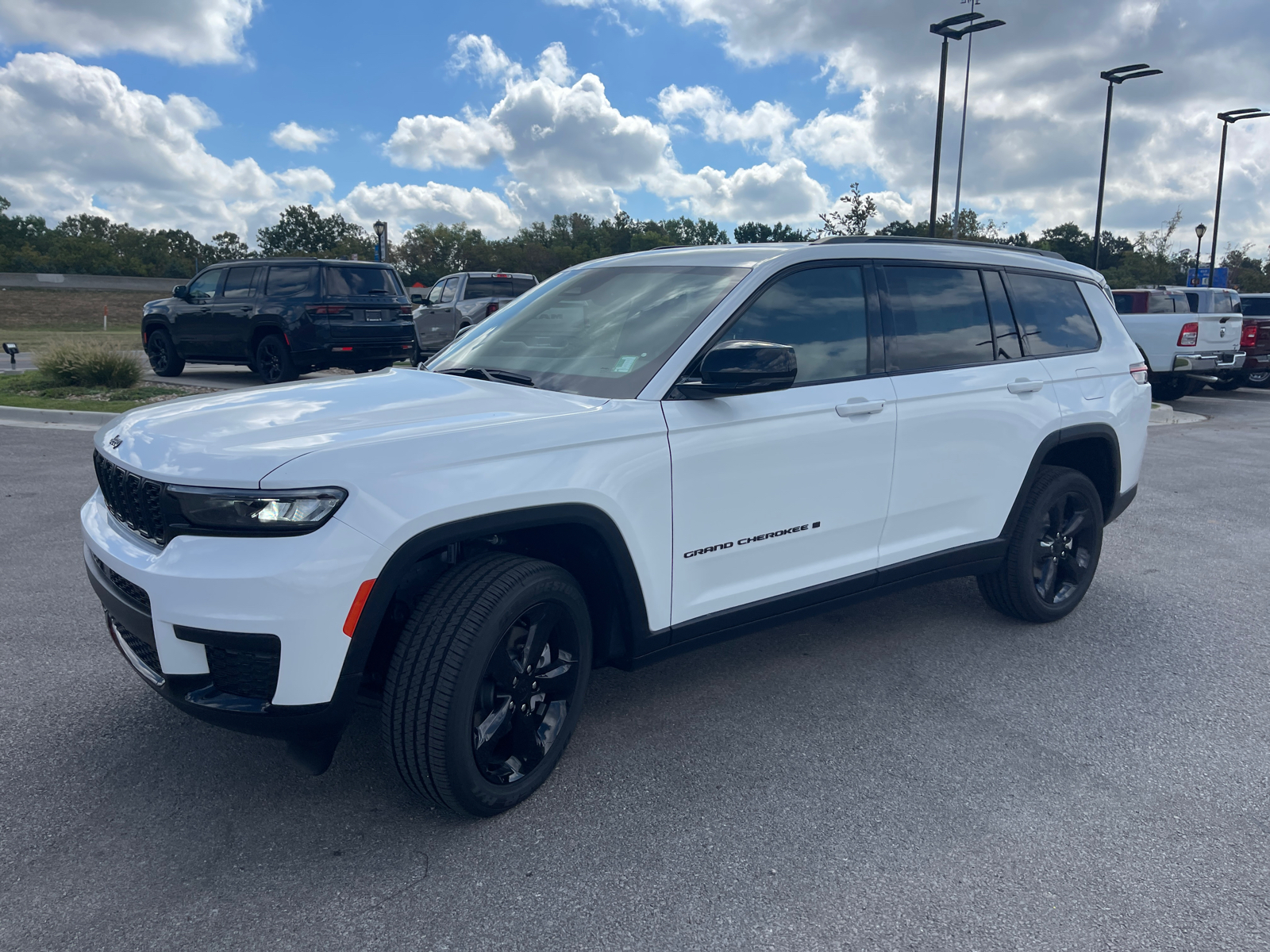 2024 Jeep Grand Cherokee L Altitude X 4