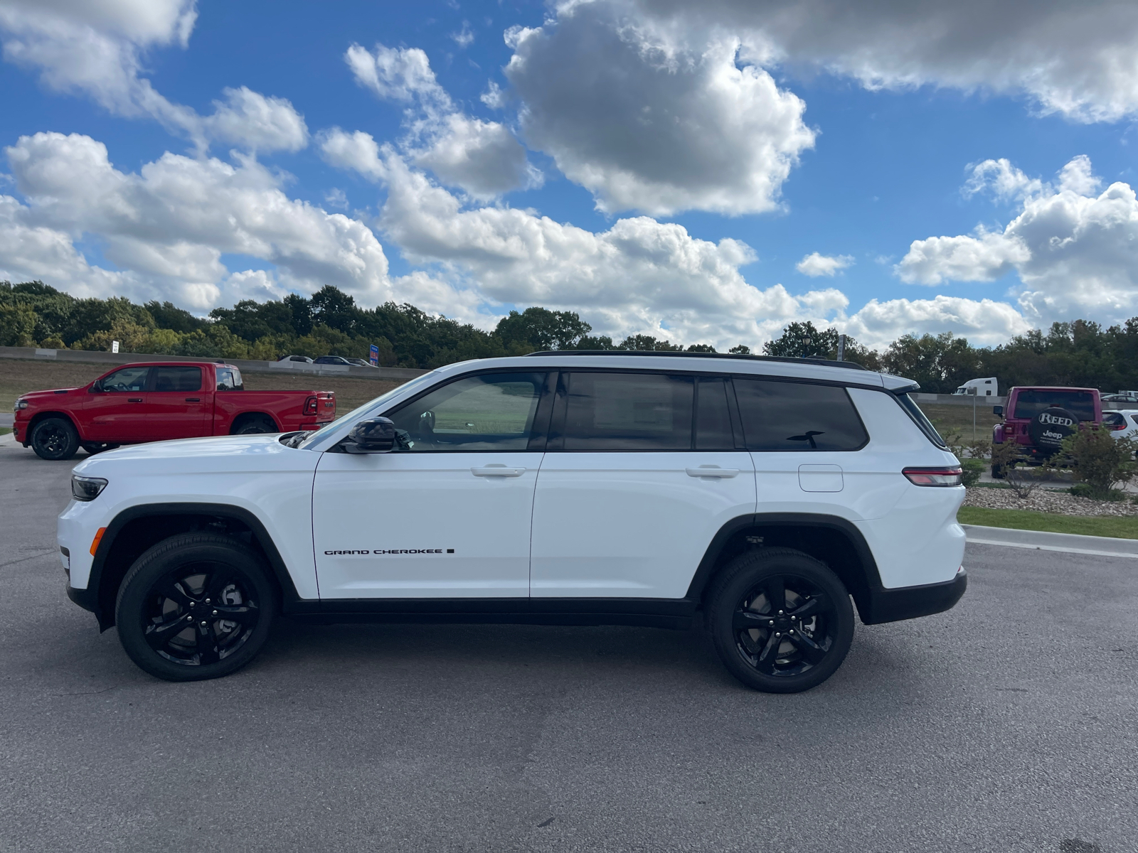 2024 Jeep Grand Cherokee L Altitude X 5