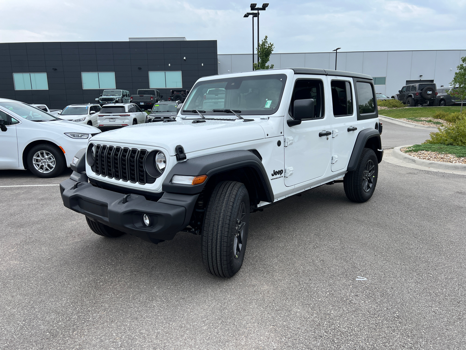 2024 Jeep Wrangler Sport S 4