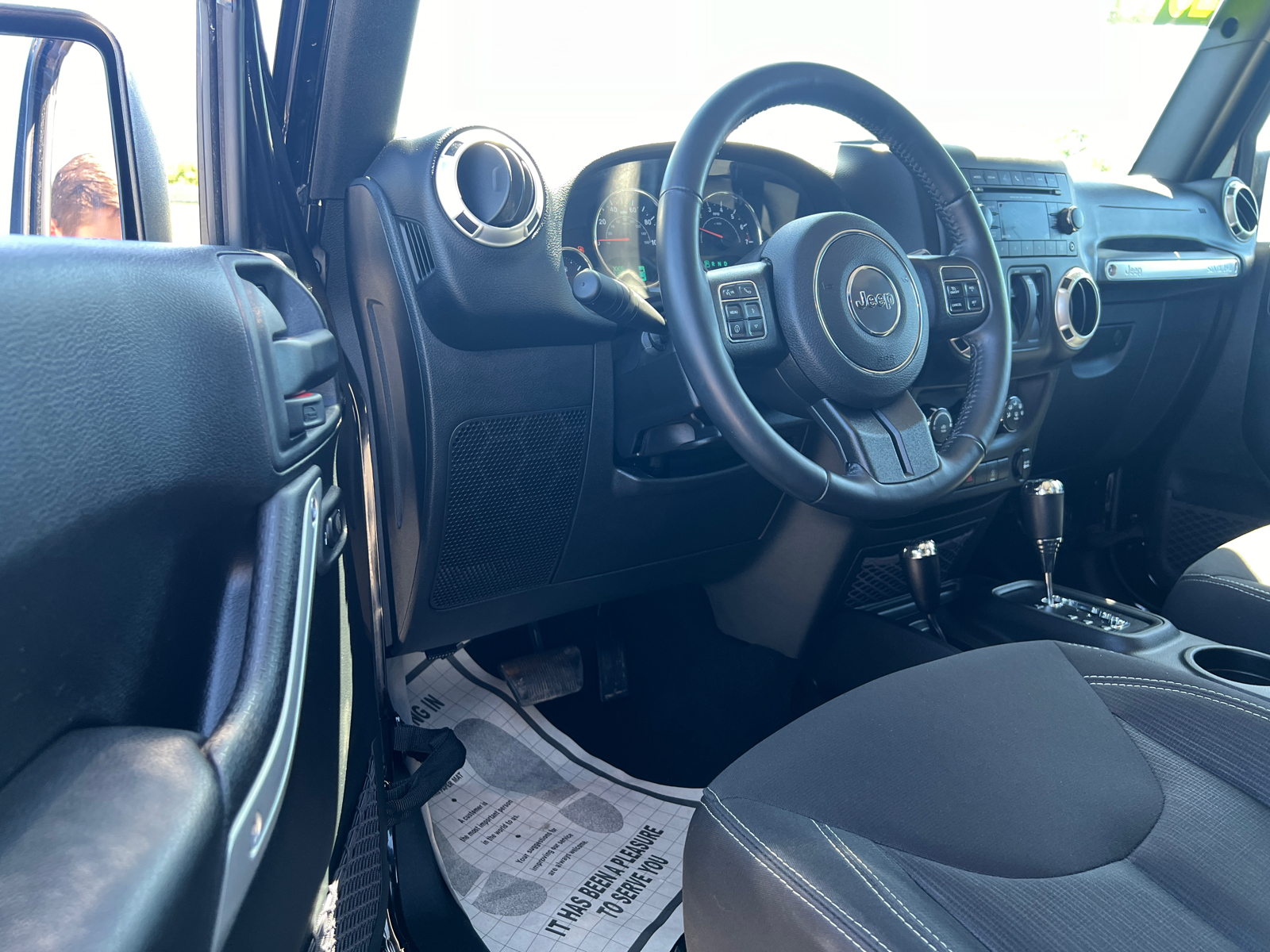 2018 Jeep Wrangler Sahara 12