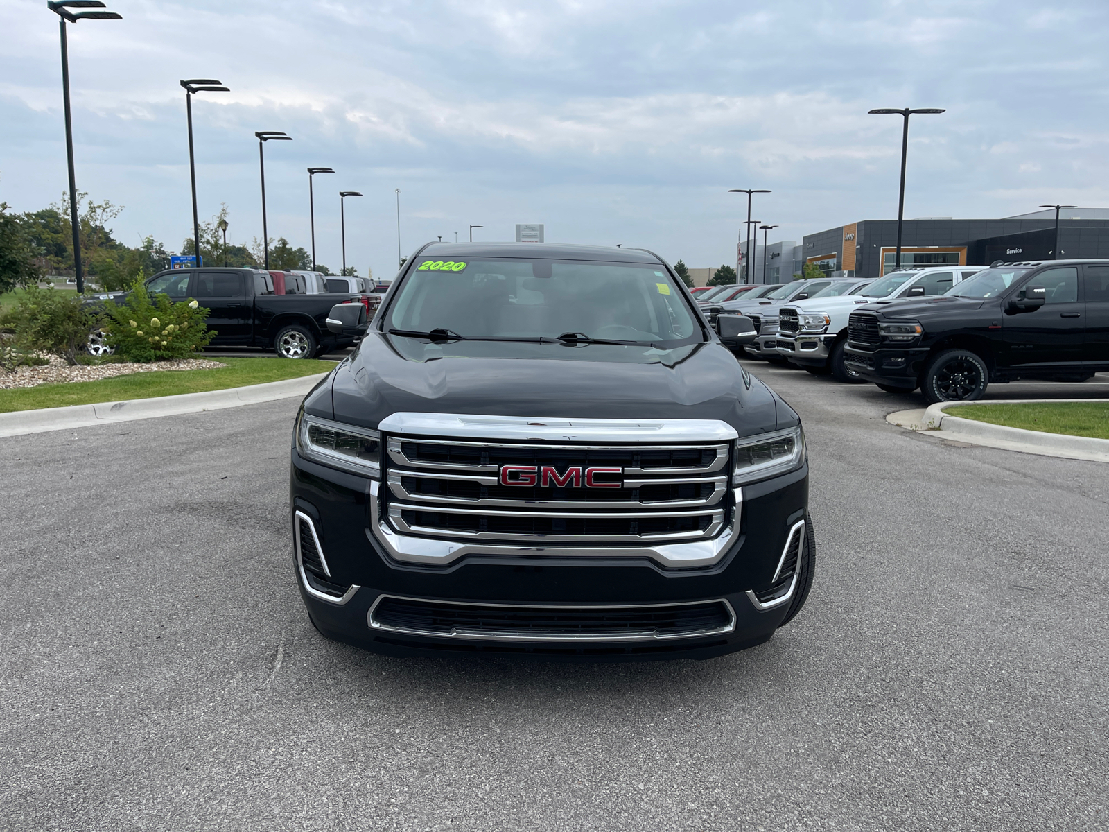 2020 GMC Acadia SLE 3