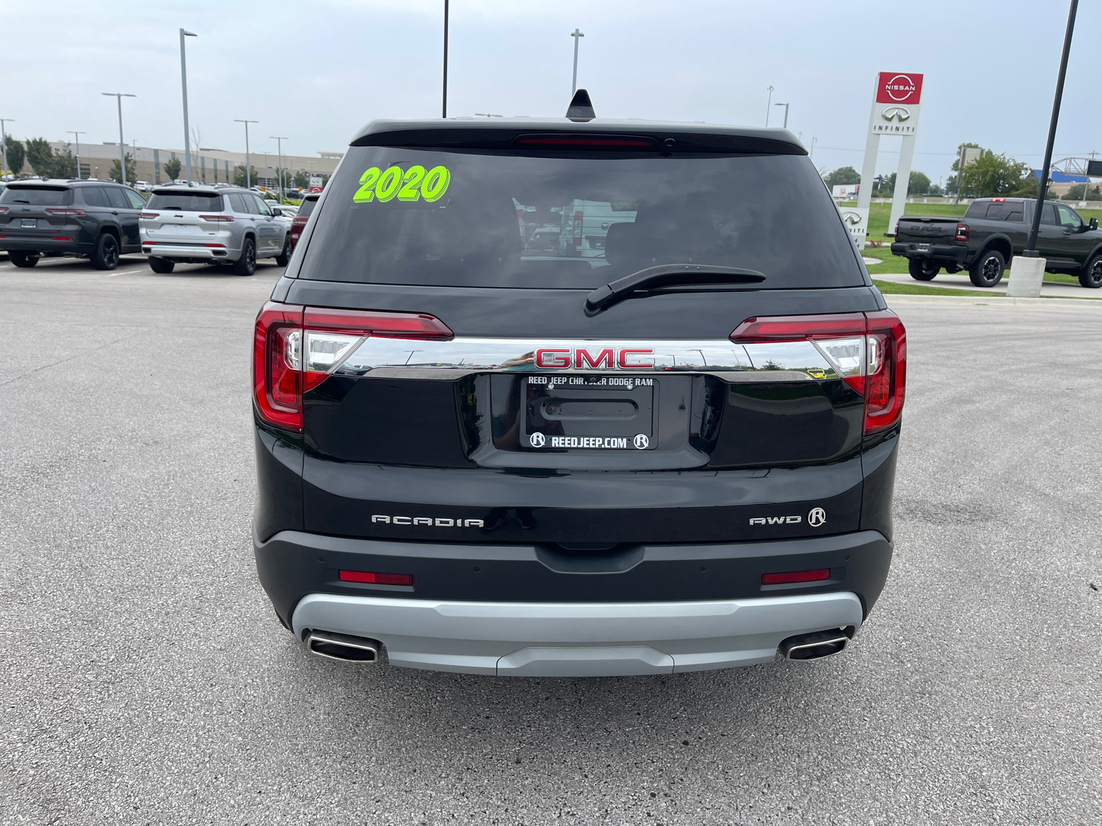 2020 GMC Acadia SLE 8