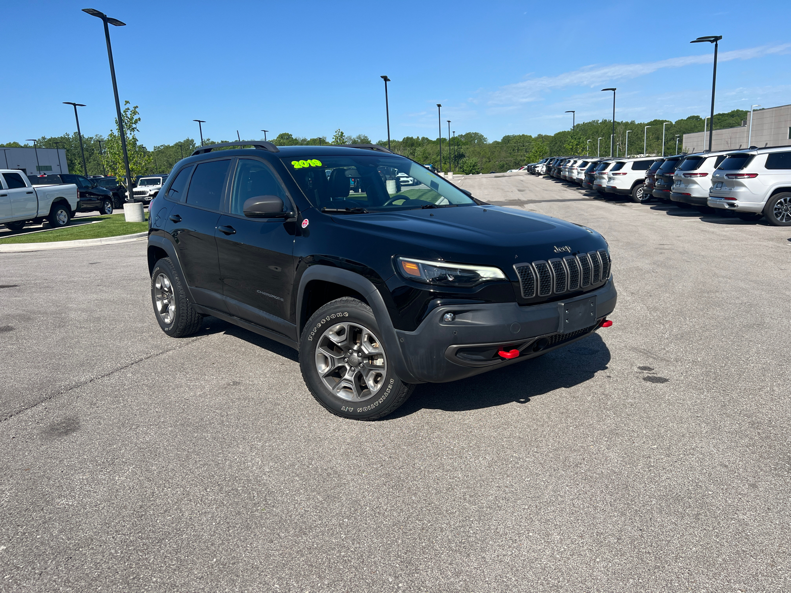 2019 Jeep Cherokee Trailhawk Elite 1