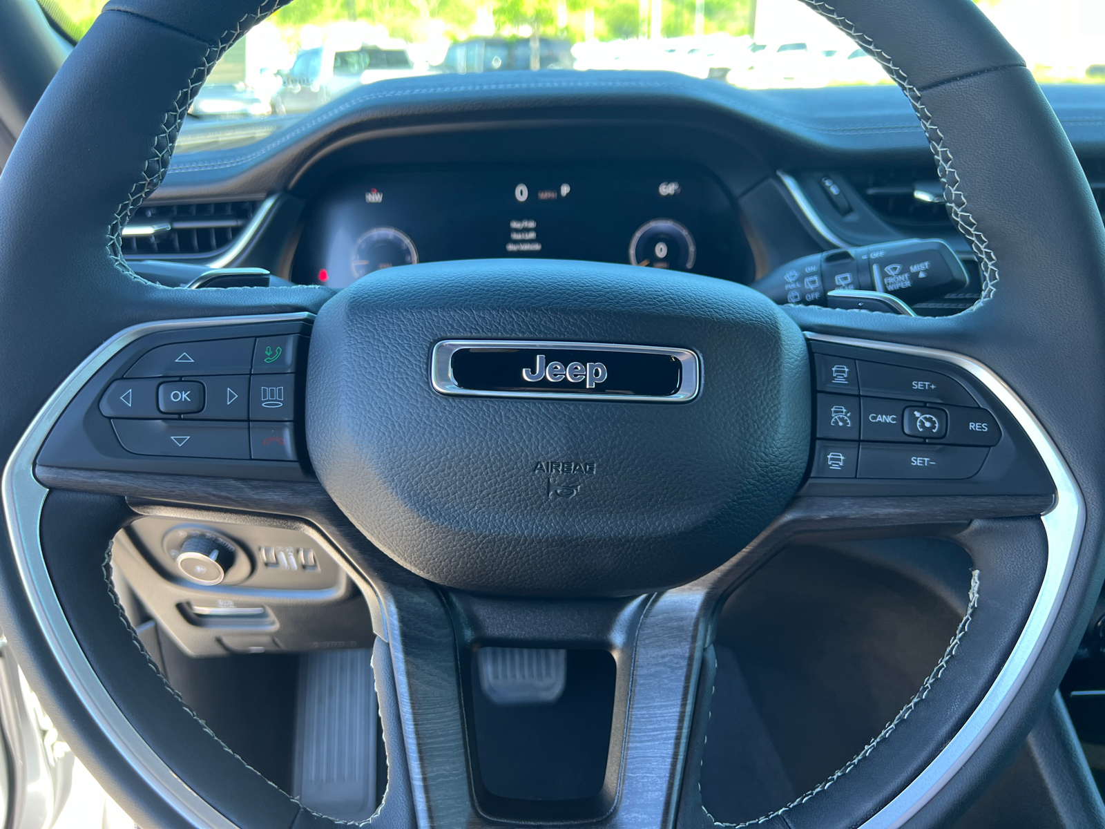 2024 Jeep Grand Cherokee Limited 23