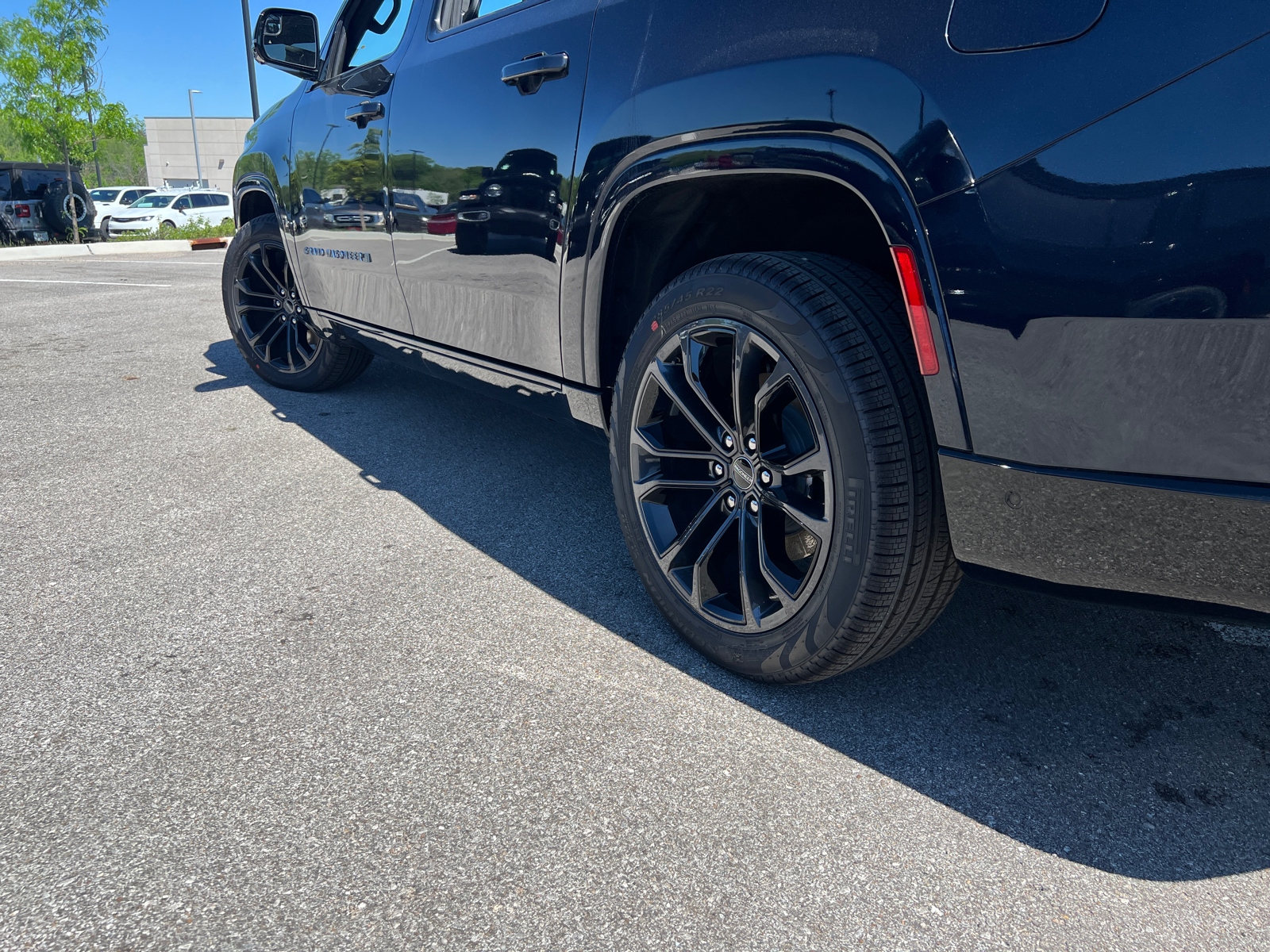 2024 Jeep Grand Wagoneer L Series II 6