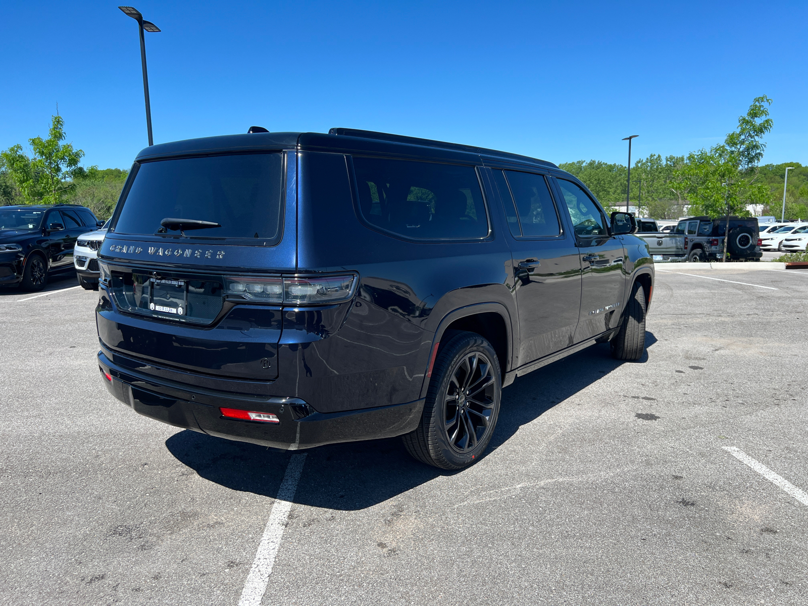 2024 Jeep Grand Wagoneer L Series II 9