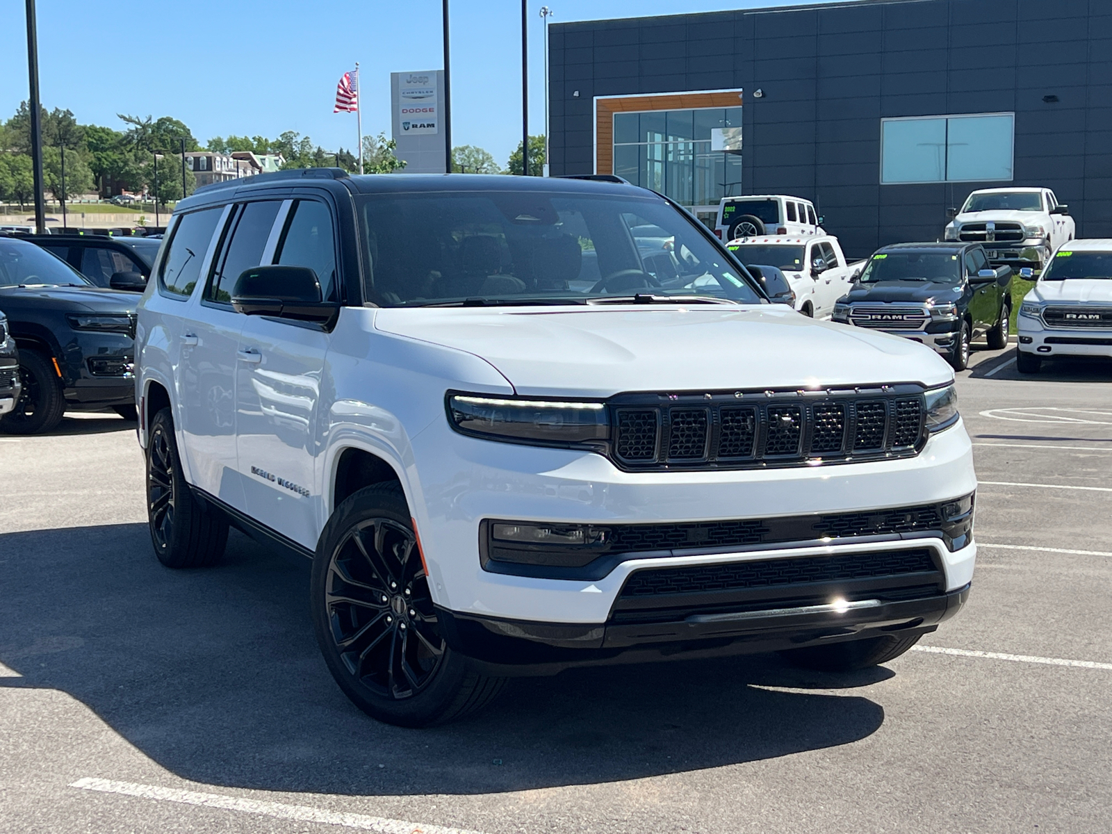 2024 Jeep Grand Wagoneer L Series II 2