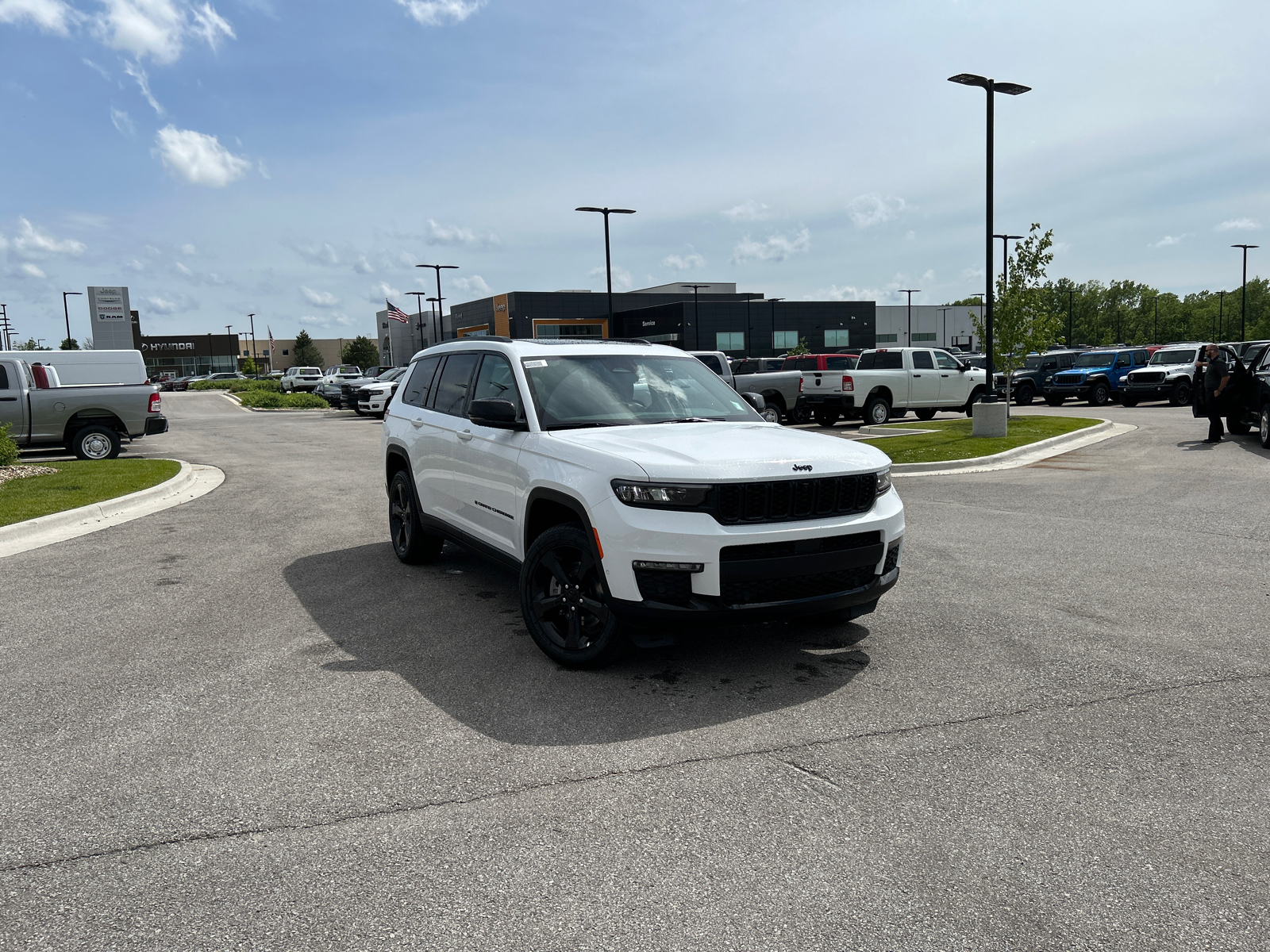 2024 Jeep Grand Cherokee L Limited 1