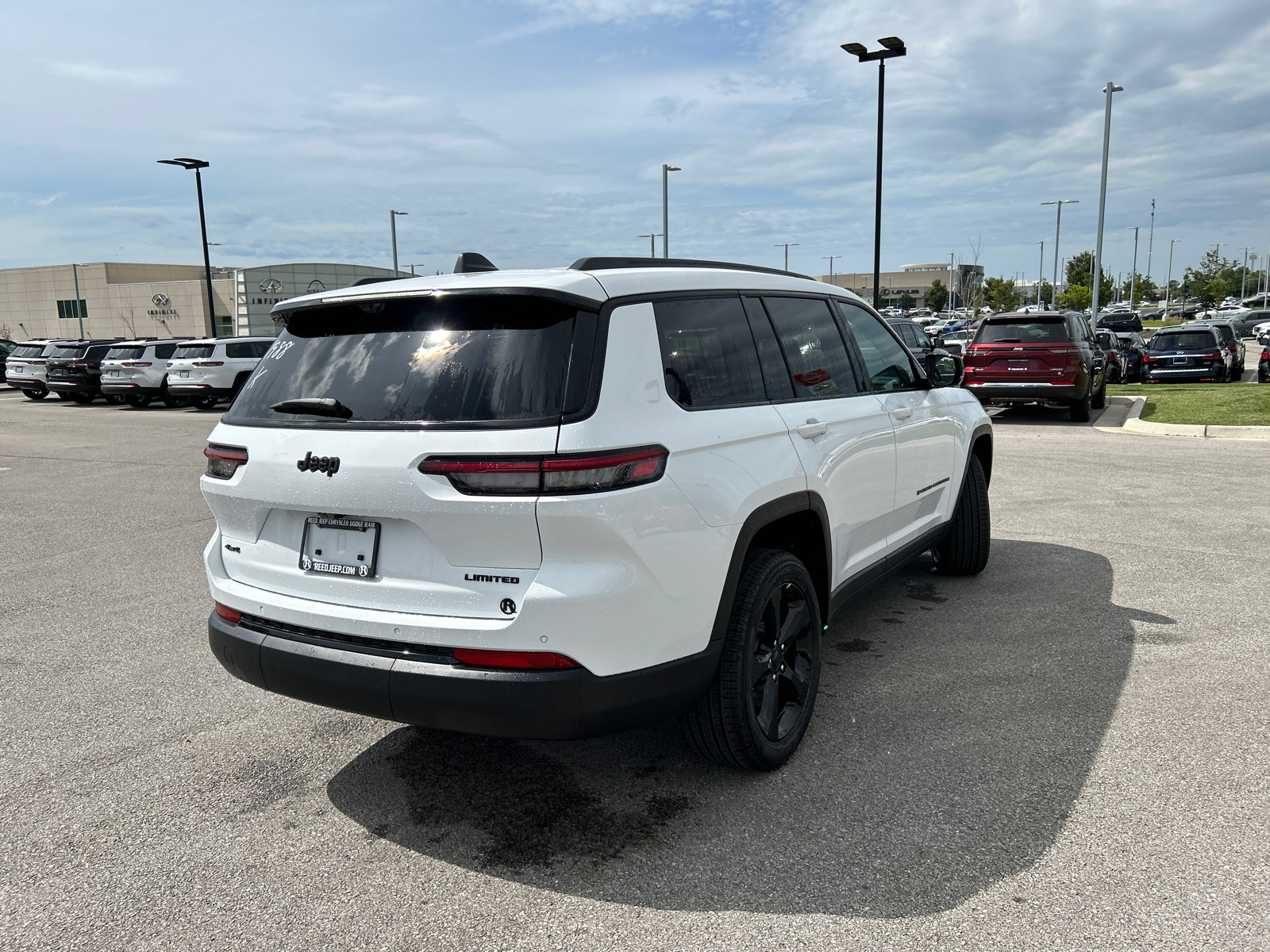 2024 Jeep Grand Cherokee L Limited 9