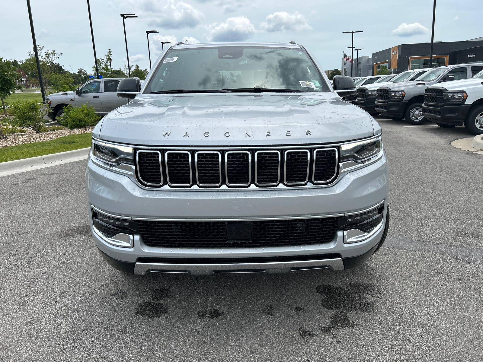 2024 Jeep Wagoneer L Series III 3