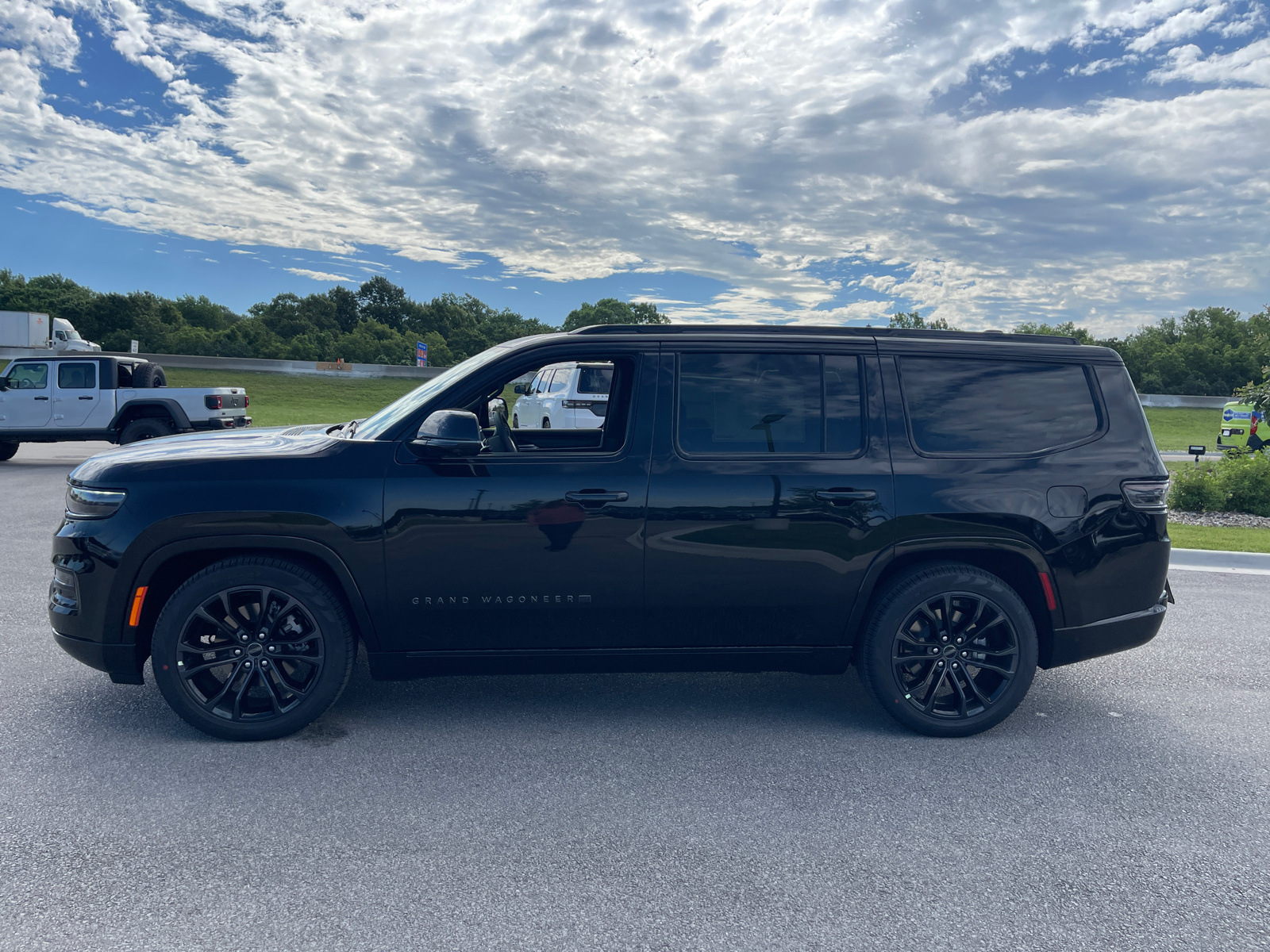 2024 Jeep Grand Wagoneer Series II Obsidian 5