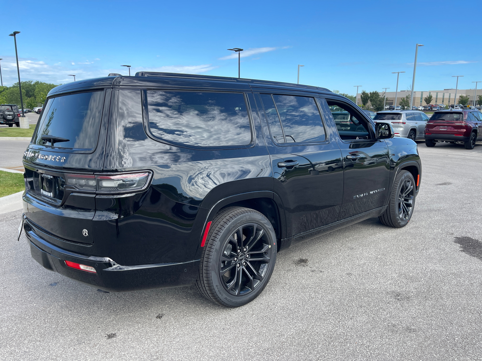 2024 Jeep Grand Wagoneer Series II Obsidian 9